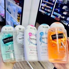 Dung Dịch Vệ Sinh Phụ Nữ Femfresh 250ml - Chăm Sóc Vùng Nhạy Cảm, Giúp Cân Bằng pH, Tạo Cảm Giác Sạch Sẽ, Tươi Mới Trong Ngày