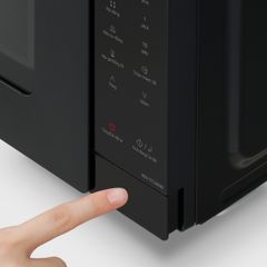 Lò Vi Sóng Panasonic 25 Lít NN-ST34NBYUE - Lò Vi Sóng Đen, Công Suất 900W, Rã Đông Tự Động, Thiết Kế Hiện Đại