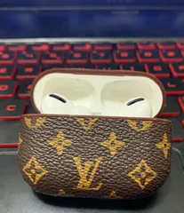 Vỏ Bọc Tai Nghe AirPods 1 2 Pro Bằng Silicon Dẻo Siêu Cute - Case Airpod Có Chữ In Nâu Cho Hộp Sạc