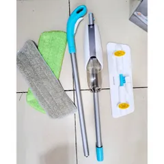 Cây Lau Nhà Dạng Xịt Nước LocknLock ETM461 - Công Nghệ Hơi Nước Tiện Lợi, 2 Bông Lau Trắng Phối Xanh, An Toàn Cho Sàn Nhạy Cảm