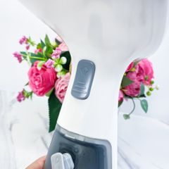 Bàn Là Hơi Nước Cầm Tay LocknLock ENI148 - Mini Ủi Hơi Nước 1000W - Thiết Kế Gọn Nhẹ, Bảo Hành 2 Năm