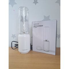 Máy Xay Sinh Tố Mini LocknLock EJM433WHT 150W - Thiết Kế Nhỏ Gọn 280ml, Hoạt Động Hiệu Quả, Bảo Hành 2 Năm