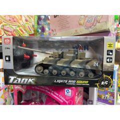 Đồ chơi xe tăng điều khiển từ xa chạy bằng pin có đèn và âm thanh 539-1 Tank Remote control 234033