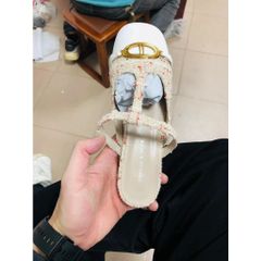 Sục Giày Mules Nữ Mũi Tròn Vuông Hở Gót Metallic Accent Vải Dạ Kẻ Tweet Khuy Khóa Vàng AILEE.st [2914-1]