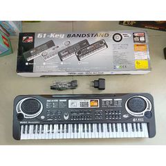 Hộp Đàn ELECTRONIC KEYBOARD kèm MIC hát có 61 phím nhạc và đèn phát sáng 6106