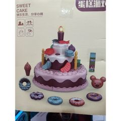 Hộp đồ chơi Bánh sinh nhật màu Socola với đèn phát sáng - Quà tặng sinh nhật độc đáo dành cho trẻ em, có pin đi kèm