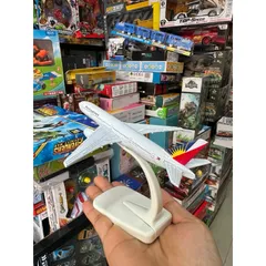 Mô hình máy bay AIRPLANE MODEL dài 18cm bằng hợp kim - Đồ chơi sưu tầm độc đáo, giao mẫu ngẫu nhiên cho tín đồ hàng không