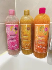 Sữa tắm có hạt F&W So White Exfoliating Shower Gel  940ml
