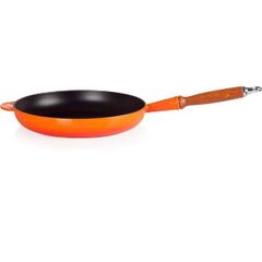 Chảo gang Le Creuset Bratpfanne 26cm có tay cầm gỗ - Thích hợp với mọi nguồn nhiệt, bền lâu, an toàn cho máy rửa bát