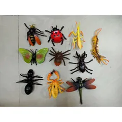 Bộ đồ chơi động vật mô phỏng các loại côn trùng 7505 (giao mẫu ngẫu nhiên)