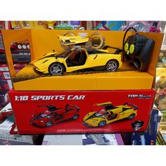 Xe Ô Tô Điều Khiển Từ Xa 4 Chiều 565-K8 - Đồ Chơi Phát Sáng Cho Bé - Tặng Kèm Pin, Màu Sắc Ngẫu Nhiên