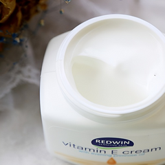 Kem Dưỡng Da Mềm Mịn Redwin Vitamin E Cream 300g - Dưỡng Ẩm, Chống Lão Hóa, Phục Hồi Da Khô Từ Úc