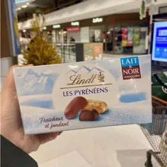 Socola Tươi Lindt Pyrenees Pháp - Hương Vị Độc Đáo Mùa Đông, Quà Tết Sang Trọng Và Ngọt Ngào 5 Sao