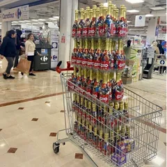 Chai Kẹo Celebrations Pháp - Sản Phẩm Hàng Không Đặc Biệt Chứa Nhiều Hương Vị Ngọt Ngào - Quà Biếu Sang Trọng Dịp Tết