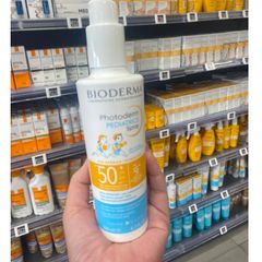 Kem Chống Nắng Xịt Bioderma Photoderm Pediatrics SPF 50+ Cho Trẻ Em