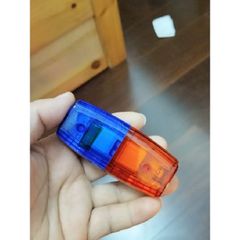 Đèn LED chớp nháy Xanh Đỏ khẩn cấp báo hiệu Đeo Vai gắn xe Có Thể Sạc