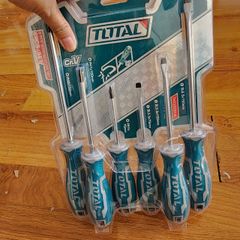 Bộ Tô Vít 6 Chi Tiết TOTAL THT250606 - Dẹp & Bake, Thép CR-V Chịu Lực Bền Bỉ, Dụng Cụ Sửa Chữa Điện Gia Đình, DIY