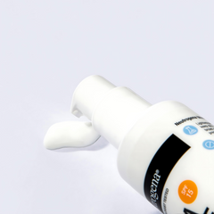 Kem dưỡng cho da nhạy cảm Neutrogena Oil Free Moisture Sensitive Skin 100ml