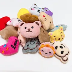 Xu đồ chơi bỏ vào máy gắp thú bông mini đường kính 2 cm, chất liệu nhựa, đồ chơi nhỏ mini