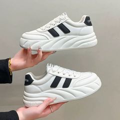Giày Sneaker Nữ Độn Đế Bánh Mì Buộc Dây Hàn Quốc Thời Trang Dễ Phối Đồ - Phù Hợp Đi Học, Đi Chơi, Đi Làm