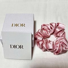 Cột Tóc Scrunchies Dior Chính Hãng - Phụ Kiện Tóc Lụa Sang Trọng, Thiết Kế Thanh Lịch Dành Cho Tín Đồ Thời Trang