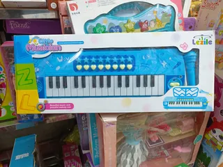 Đàn Piano Đồ Chơi Lezile 3206 Có Micro, Đèn Và Nhạc - Đồ Chơi Giáo Dục Phát Triển Âm Nhạc Cho Trẻ Em, Màu Sắc Ngẫu Nhiên