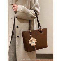 Túi Công Sở Chio Size 32 Dây Đôi Da Trơn Kèm Tag Gấu - Túi Xách Nữ Cao Cấp Sang Trọng, Thời Trang Dạo Phố