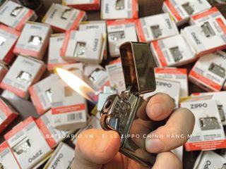 Ruột Bật Lửa Zippo Gas Butane Lửa Vàng Chính Hãng - Ngọn Lửa Màu Vàng, Tương Thích Tất Cả Các Dòng Vỏ Zippo, Dễ Sử Dụng, An Toàn