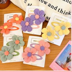 Set 2 Kẹp Tóc Hình Hoa Nhiều Màu Dễ Thương Cho Bé