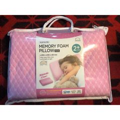 Gối Ngủ Cao Cấp Cho Trẻ Em 2+ Năm - Memory Foam LocknLock HLW181 Xanh/Hồng, Êm Ái, Chống Ẩm Mốc, Kích Thước 35x24x5cm