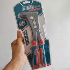 Kìm Rút Đinh Rivê Total THT32105 - Đa Kích Cỡ 2.4-4.8mm, Thân Kim Loại Bền Bỉ, Tay Cầm Chống Trượt, Phù Hợp Thi Công Nội Thất