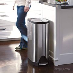Thùng rác đạp chân mở nắp cánh bướm Simplehuman CW2058 18L inox bền, thiết kế thông minh, yên tĩnh, hoàn hảo cho không gian sống sạch đẹp.