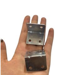 Pát Sắt Bốn Lỗ 3F5 - 100 Cái Chắc Chắn, Cố Định Góc Bàn, Tủ - Vật Liệu Thép Chất Lượng Cao, Dễ Dàng Lắp Đặt