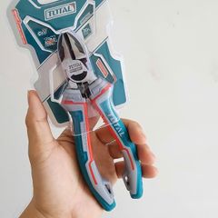 Kìm Cắt Cao Cấp 7 Inch Total THT230706S - Lưỡi Sắc Bén, Chất Liệu Thép CR-V, Tay Cầm Chống Trượt Dùng Trong Gia Đình và Công Nghiệp
