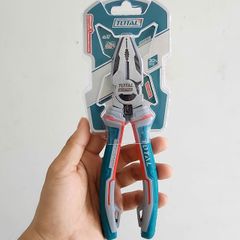 Kìm Điện 8 Inch Total THT210806S - Chất Liệu CR-V, Lưỡi Cắt Sắc Bén, Tay Cầm Cách Điện 1000V, Dụng Cụ Cầm Tay Chuyên Nghiệp