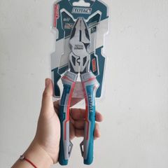 Kìm Điện Total THT210906S 9.5 Inch - Thép CR-V Bền Bỉ, Lưỡi Cắt Bén, Tay Cầm Cách Điện 1000V - Dụng Cụ Chuyên Nghiệp Cho Cơ Khí, Sửa Chữa