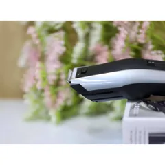 Tông Đơ Cắt Tóc và Cạo Râu Đức - Bộ AKKU 5 Phụ Kiện, Pin Li-ion, Thời Gian Sử Dụng 70 Phút, Thiết Kế Sang Trọng