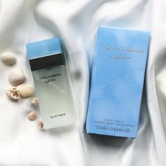 Nước hoa nữ Dolce & Gabbana Light Blue Eau De Toilette 100ml - Hương Hoa Cỏ Trái Cây Tươi Mát cho Phái Đẹp, Quyến Rũ và Thời Thượng