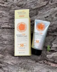 Kem Chống Nắng Natural Vita -Moist Sun Cream SPF50 70ml - Bảo Vệ Da Hiệu Quả, Giữ Ẩm, Dễ Dàng Trang Điểm