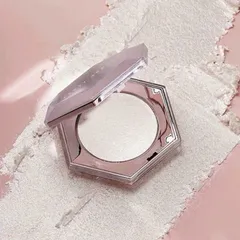 Phấn Bắt Sáng Fenty Beauty Killawatt Highlighter - Phấn Kim Cương Glowy Dùng Cho Mặt & Cơ Thể, Sang Chảnh, Mịn Màng