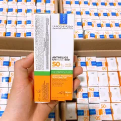Kem Chống Nắng La Roche-Posay Anthelios UV Mune 400 Oil Control Gel-Cream SPF50+ 15ml - Kiểm Soát Dầu, Bảo Vệ Da Nhạy Cảm
