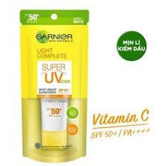 Kem Chống Nắng Garnier Light Complete SPF50 PA+++ Kiềm Dầu & Sáng Da 15ml - Bảo Vệ Da Tối Ưu và Dưỡng Sáng Da, Không Nhờn Rít