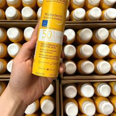 Xịt Chống Nắng Bioderma Photoderm Max Invisible SPF 50+ 150ml - Chống Nắng Hiệu Quả, Phù Hợp Mọi Loại Da, Tiện Lợi Dùng Trên Da Ướt