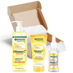 Gel Rửa Mặt Garnier Vitamin C Sạch Sâu Dịu Nhẹ Sáng Da 120ml 265299