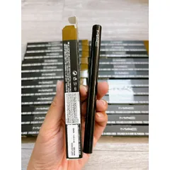 [Có tem phụ] Bút Kẻ Mắt Nước MAC Brushstroke Liner Eyeliner Liquide Brushbrown 0.67g Màu Nâu