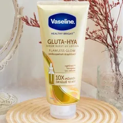 Vaseline Dưỡng Thể Ban Ngày 10X Gluta-Hya 330ML - Chai Vàng, Dưỡng Sáng Da, Chống Nắng UV Flawless Glow, Dưỡng Ẩm Mịn Màng