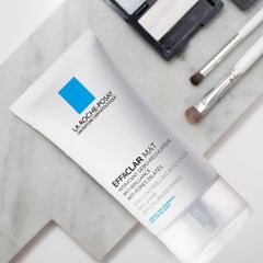 Kem Dưỡng Kiềm Dầu La Roche-Posay Effaclar Mat 40ml - Giúp Kiểm Soát Nhờn, Thu Nhỏ Lỗ Chân Lông Cho Da Mịn Màng, Không Dầu