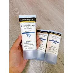Kem Chống Nắng Neutrogena Ultra Sheer Dry Touch SPF70 88ml - Bảo vệ da tối ưu với công nghệ Heliopex, khô thoáng, nước và mồ hôi chống thấm, thích hợp mọi hoạt động ngoài trời.