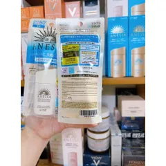 Kem Chống Nắng Anessa BB Trang Điểm Dưỡng Da Màu Sáng 25ml
