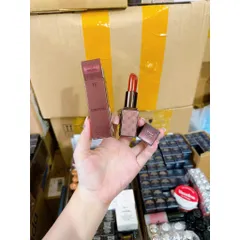 Son Tom Ford 02 Rose Petal - Son Lì Matte Limited Edition 3g Màu Đỏ Đất Sang Trọng, Quyến Rũ, Thiết Kế Tinh Tế